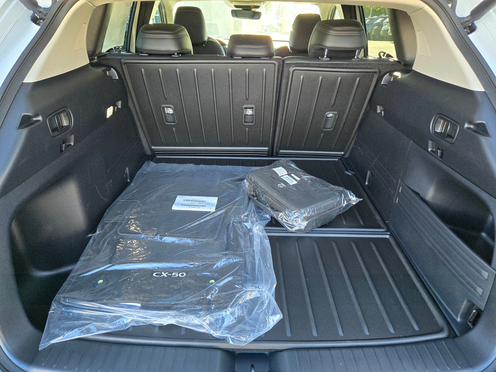 2026 Mazda Mazda CX-50 Hybrid Premium Plus