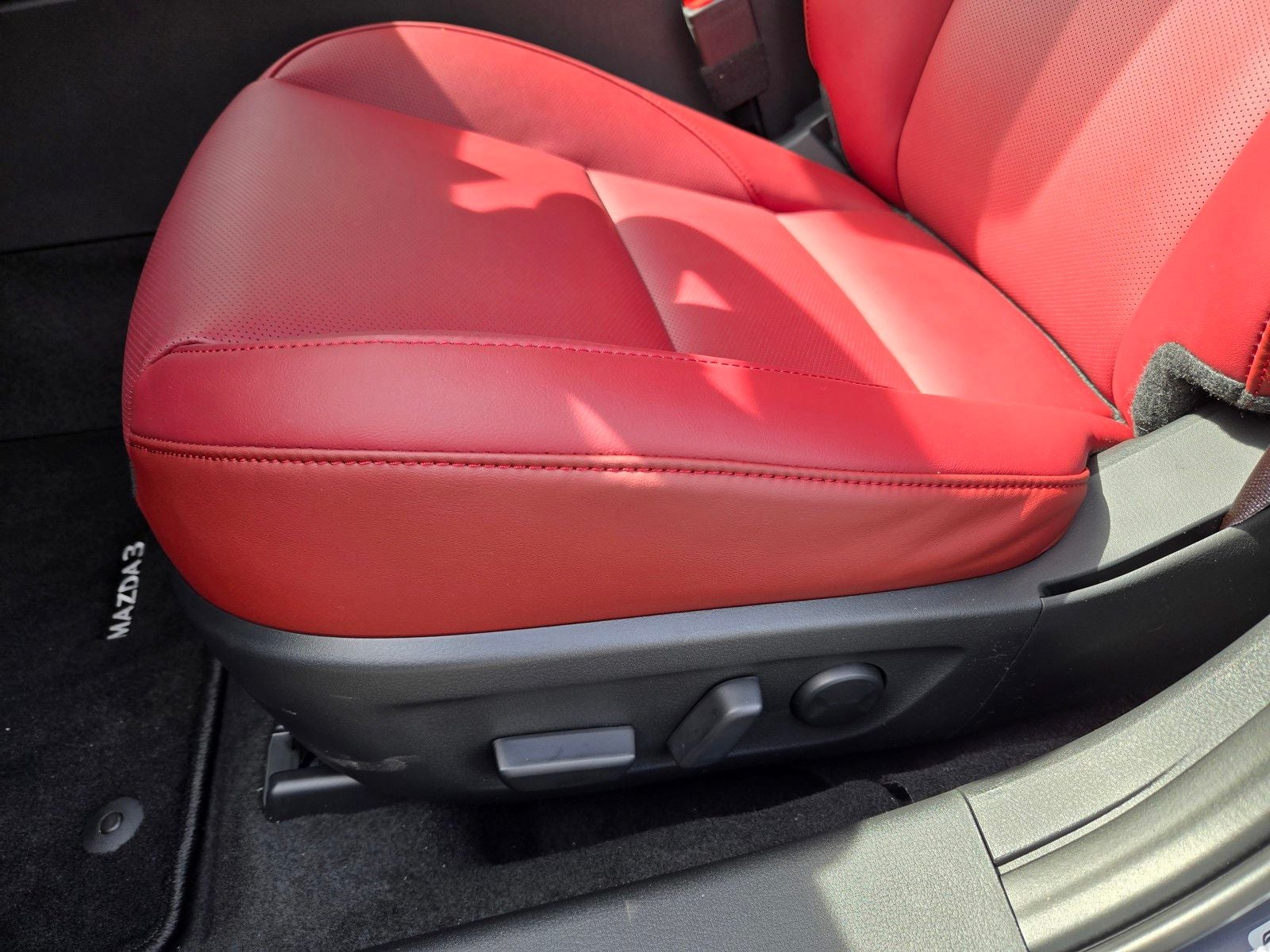 2026 Mazda Mazda3 2.5 S Carbon Edition