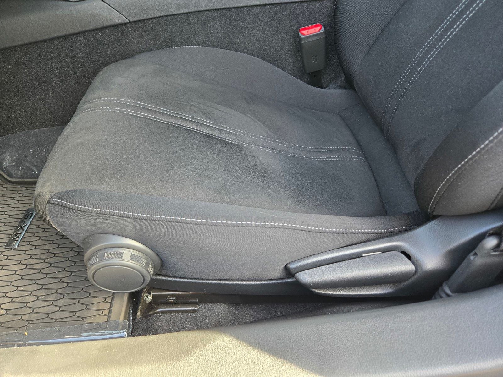 2025 Mazda Mazda MX-5 Miata Club