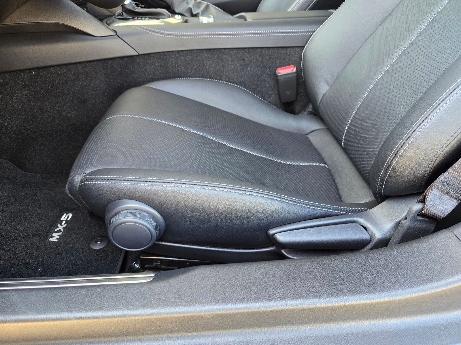 2026 Mazda Mazda MX-5 Miata RF Grand Touring
