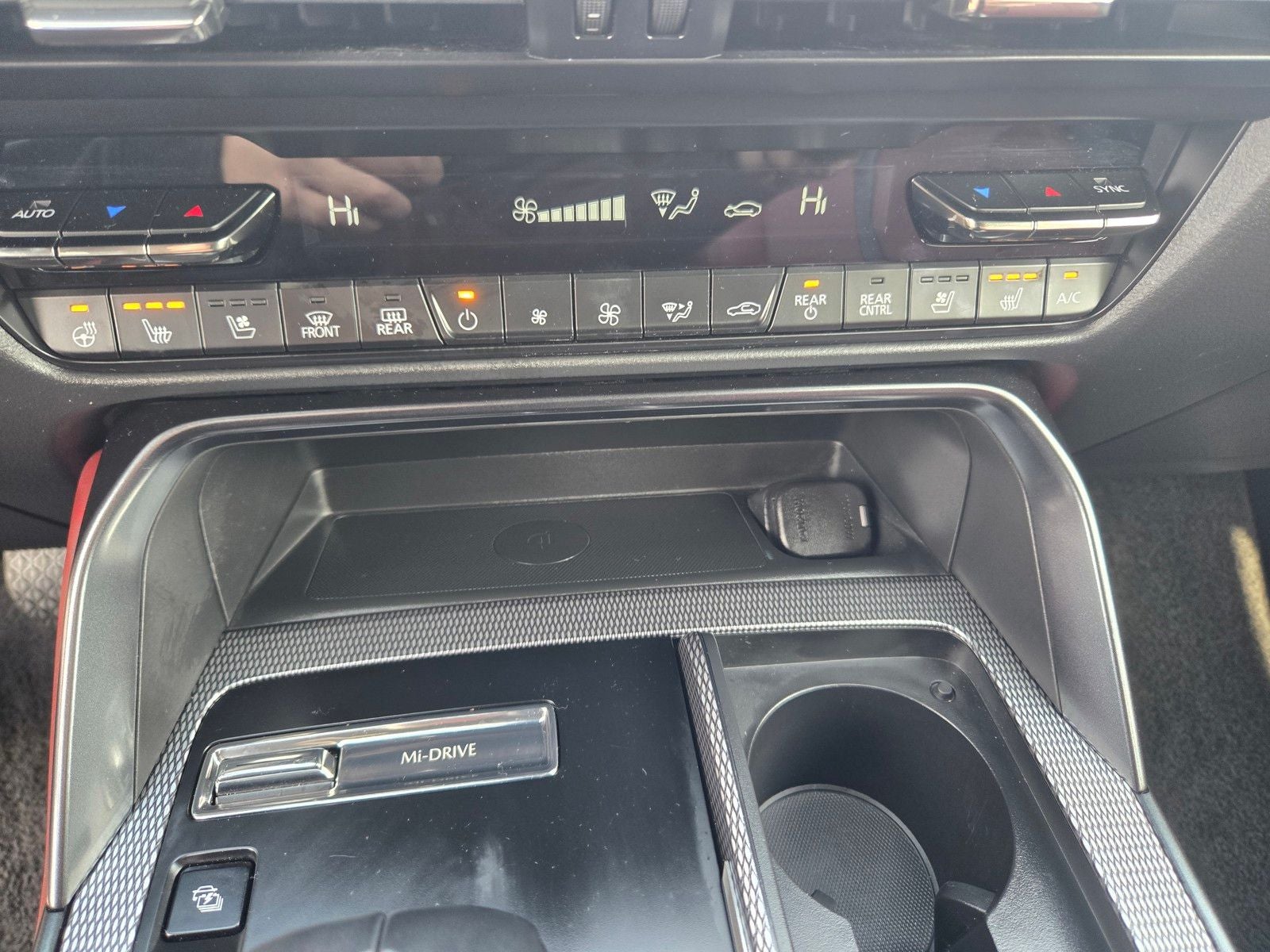 2025 Mazda Mazda CX-70 PHEV Premium Plus