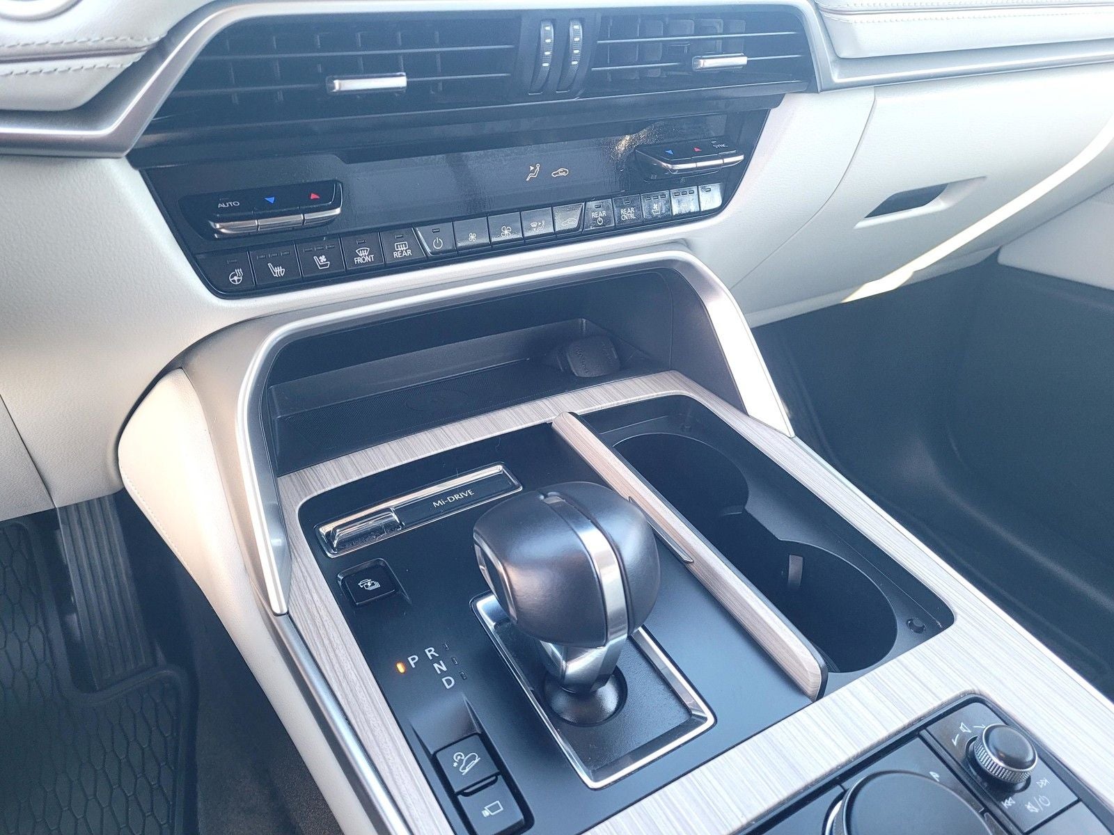 2024 Mazda Mazda CX-90 PHEV Premium Plus