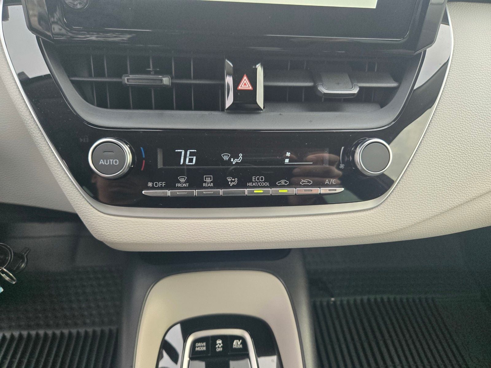 2025 Toyota Corolla Hybrid Hybrid LE