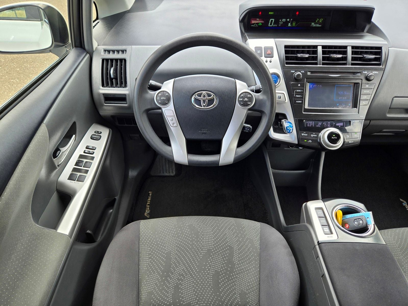 2014 Toyota Prius v Two