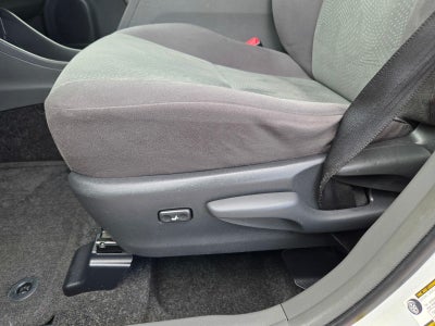 2014 Toyota Prius v Two