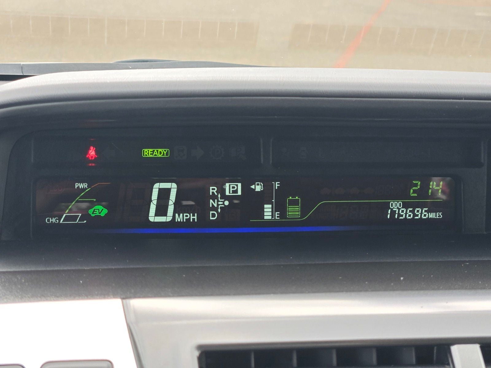 2014 Toyota Prius v Two