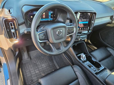 2023 Volvo XC40 Ultimate