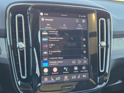 2023 Volvo XC40 Ultimate