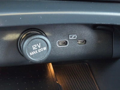 2023 Volvo XC40 Ultimate