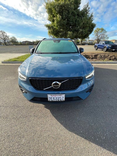 2023 Volvo XC40 Ultimate