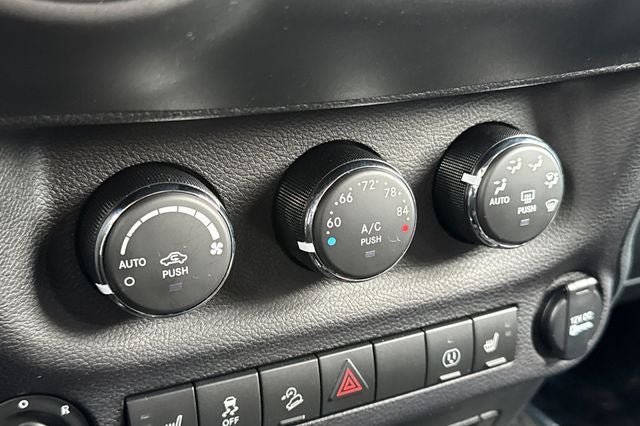 2018 Jeep Wrangler JK Sahara