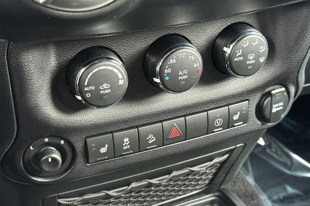 2018 Jeep Wrangler JK Sahara