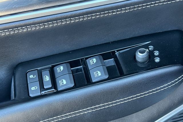 2023 Jeep Wagoneer L Series III