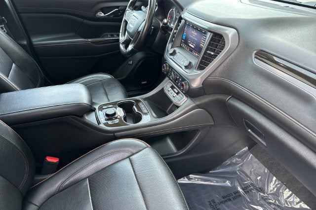 2020 GMC Acadia AT4