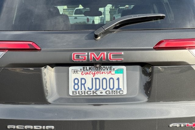 2020 GMC Acadia AT4