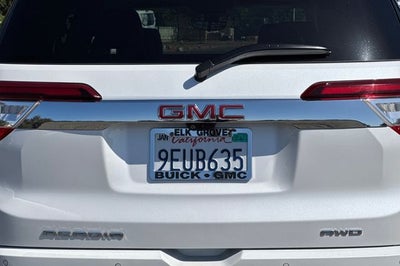 2023 GMC Acadia Denali