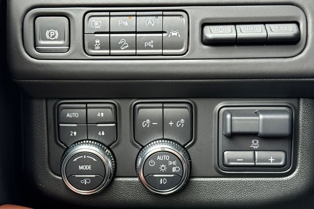 2024 GMC Yukon Denali Ultimate