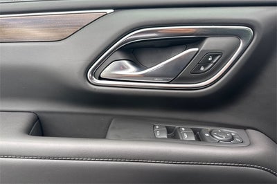 2023 GMC Yukon XL SLE