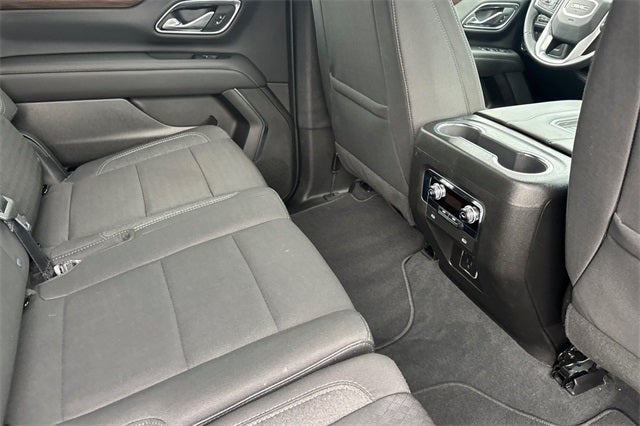 2023 GMC Yukon XL SLE