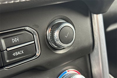 2023 GMC Yukon XL SLE