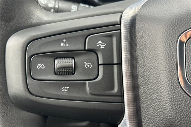 2023 GMC Yukon XL SLE