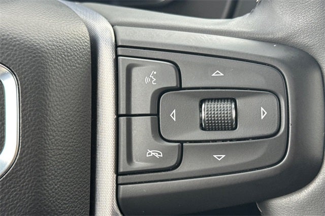 2023 GMC Yukon XL SLE