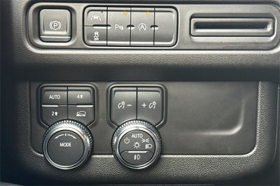 2023 GMC Yukon XL SLE