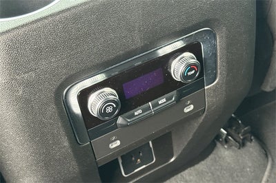 2023 GMC Yukon XL SLE