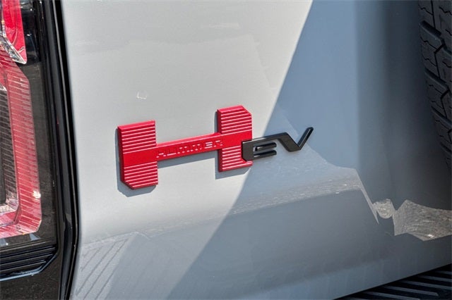 2026 GMC Hummer EV SUV 2X
