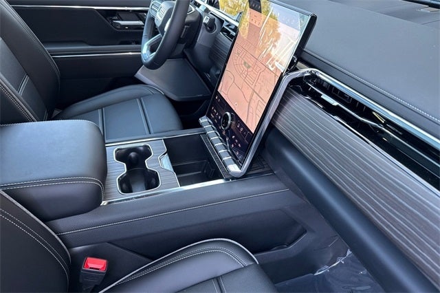 2025 GMC Sierra EV Denali