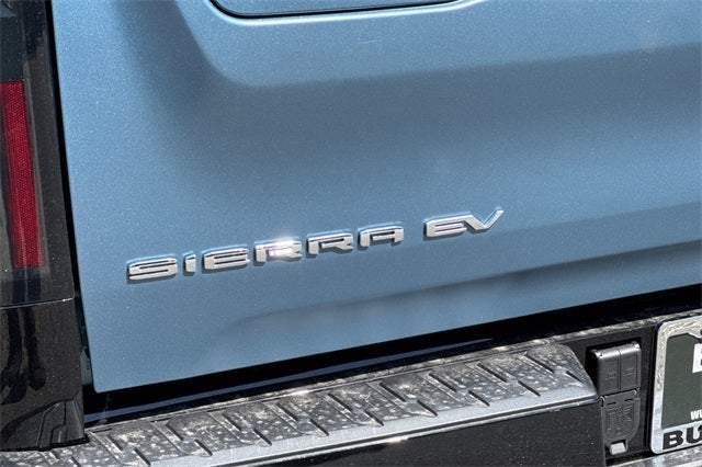 2025 GMC Sierra EV Denali
