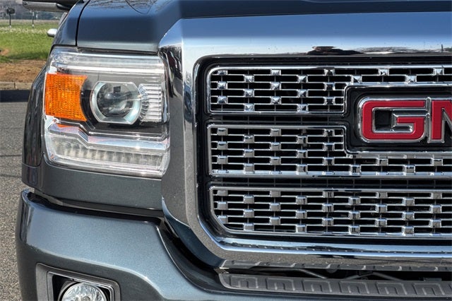 2018 GMC Sierra 2500HD Denali