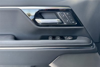 2025 GMC Sierra EV Denali