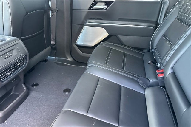 2025 GMC Sierra EV Denali