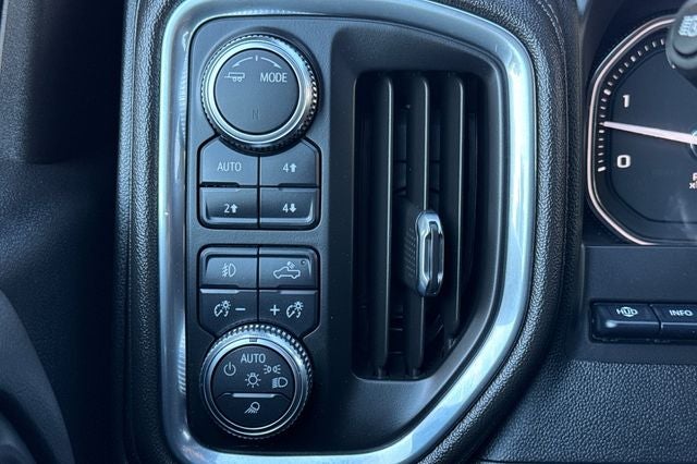 2023 GMC Sierra 2500HD Denali