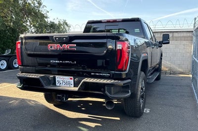 2024 GMC Sierra 2500HD Denali