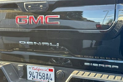 2024 GMC Sierra 2500HD Denali