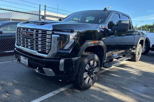 2024 GMC Sierra 2500HD Denali