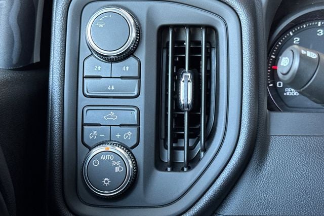 2026 GMC Sierra 2500HD Pro
