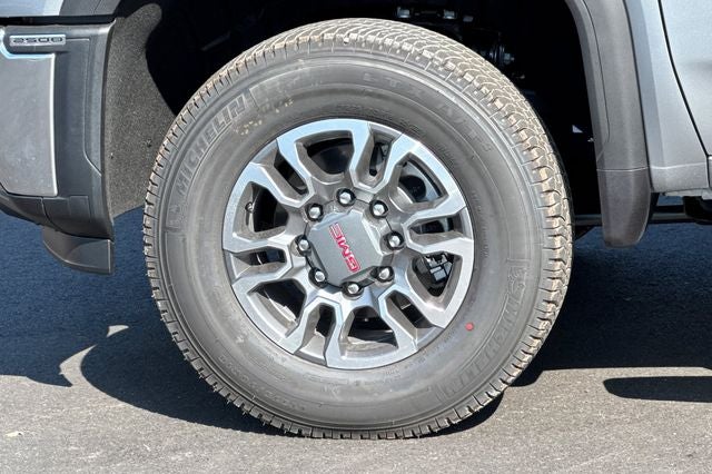 2026 GMC Sierra 2500HD SLT