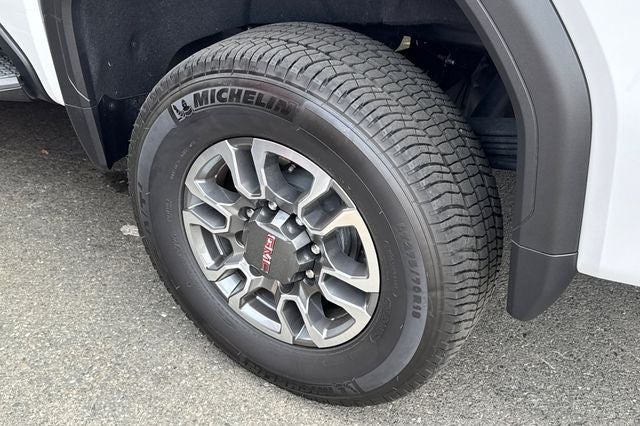 2025 GMC Sierra 2500HD SLT