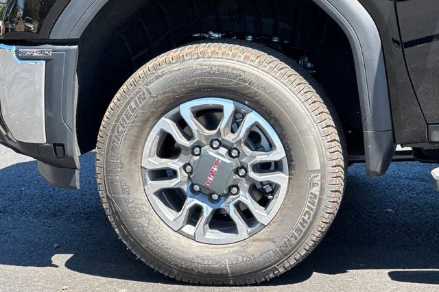 2026 GMC Sierra 2500HD SLT