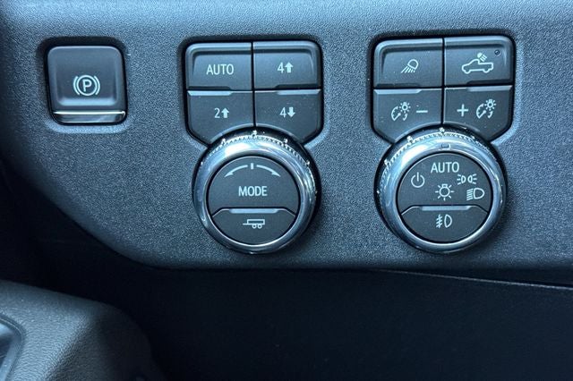 2026 GMC Sierra 2500HD SLT