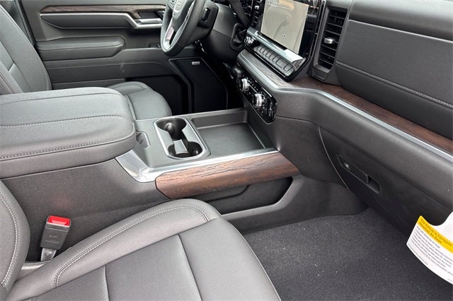 2025 GMC Sierra 2500HD SLT