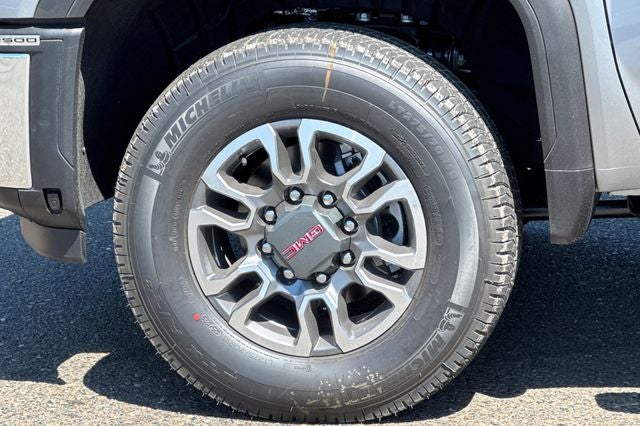 2026 GMC Sierra 2500HD SLT