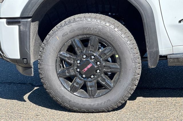 2026 GMC Sierra 2500HD AT4