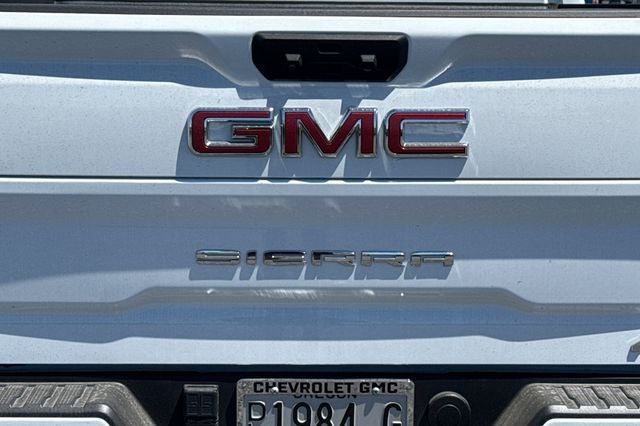 2025 GMC Sierra 2500HD AT4