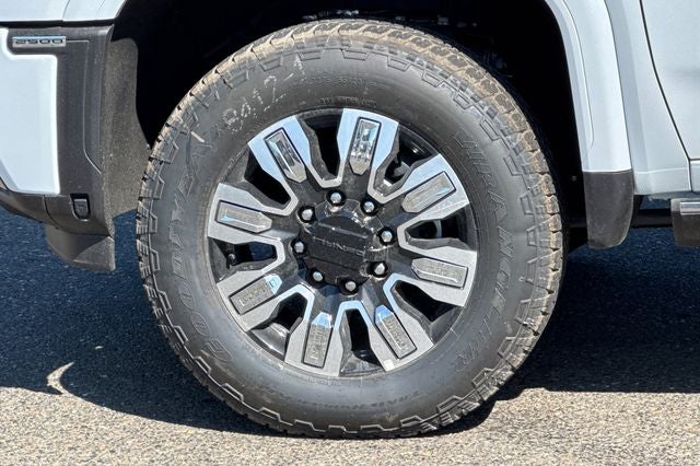 2026 GMC Sierra 2500HD Denali