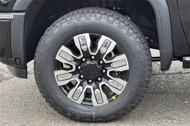 2026 GMC Sierra 2500HD Denali