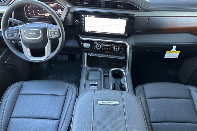 2026 GMC Sierra 2500HD Denali